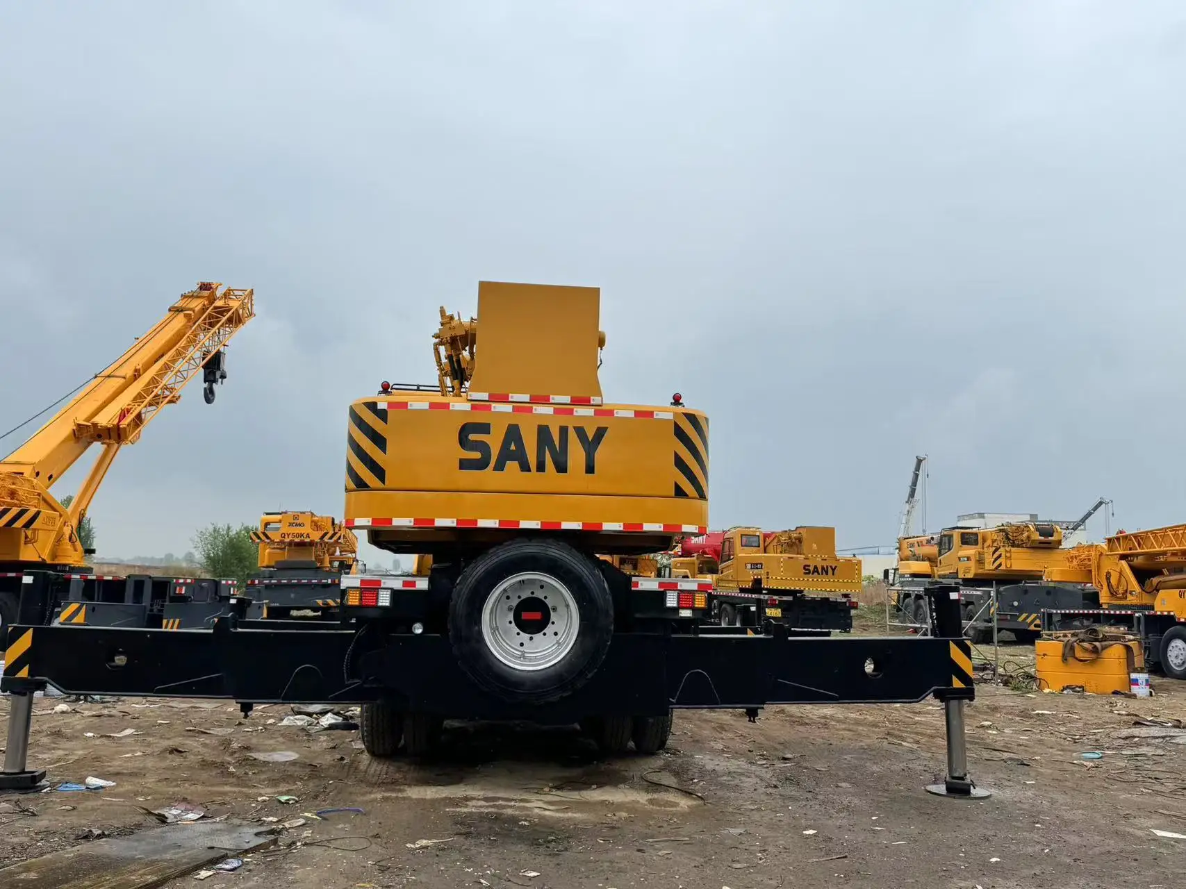Used SANY 80 tons car crane Used truck Chinese brand SANY crawler crane sales