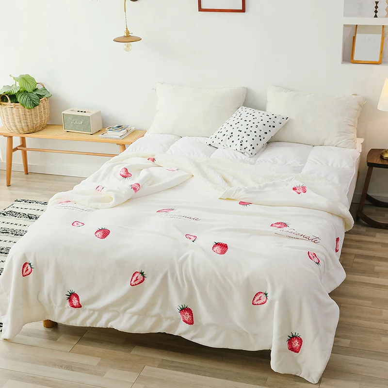 Ins Small Fresh Style White Strawberry Pattern Lambskin Double Layer Good Sleeping Warm Winter Blanket