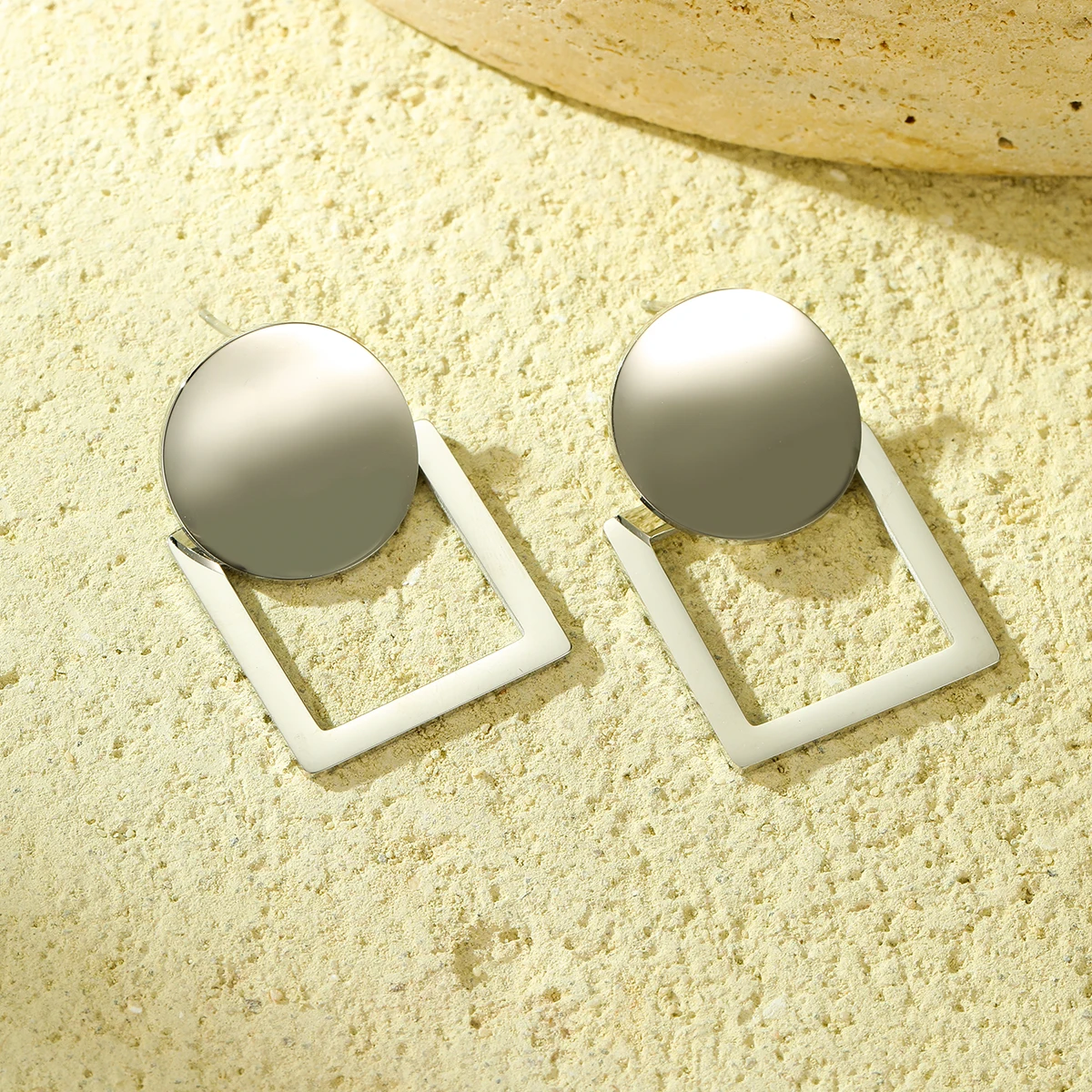 Fashion PVD 18k Gold Geometric Earrings Stainless Steel Women Baguette Round Piece Stud Earrings