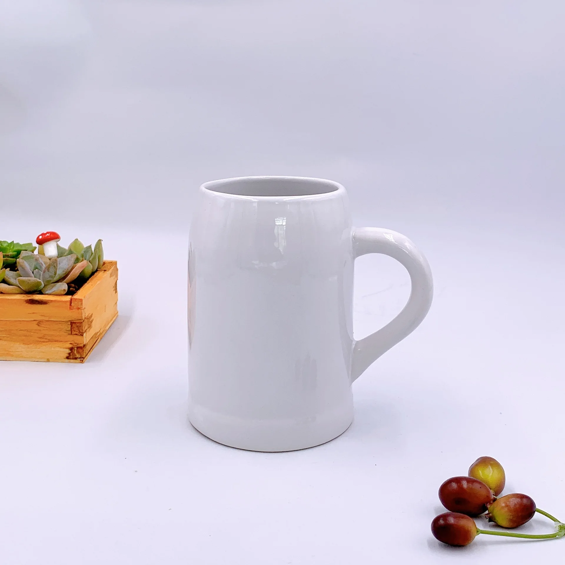 Custom large capacity Oktoberfest beer mug 1L Ceramic Beer Steins