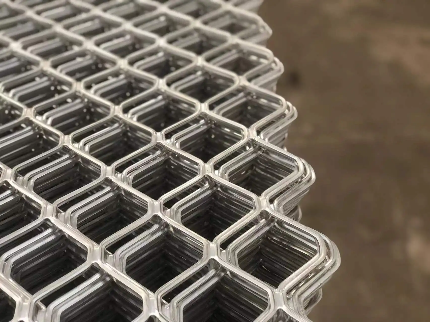 Hotsale High Security Screen Cladding Diamond Hole Wire Aluminum Expanded Metal Mesh