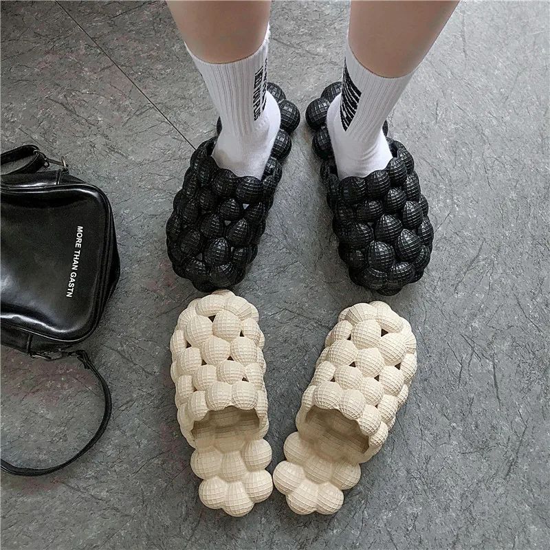 High Quality Bubble Women Slippers Massage Footwear Indoor Outdoor Slipper Ladies Women Slides Slippers