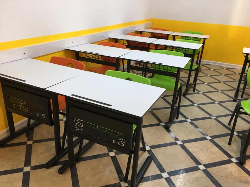 High Quality Secondary School Desk And Chair For