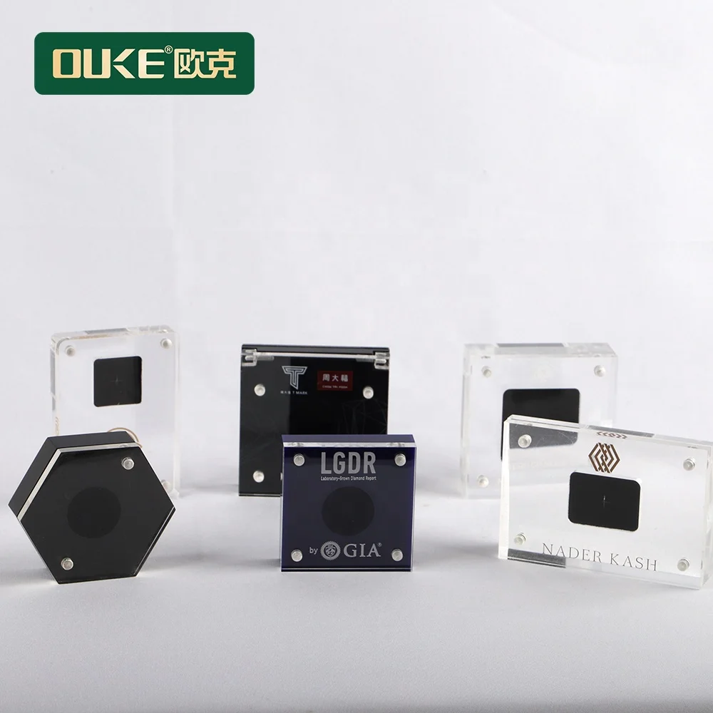 Clear and black small square acrylic diamond display box with magnet