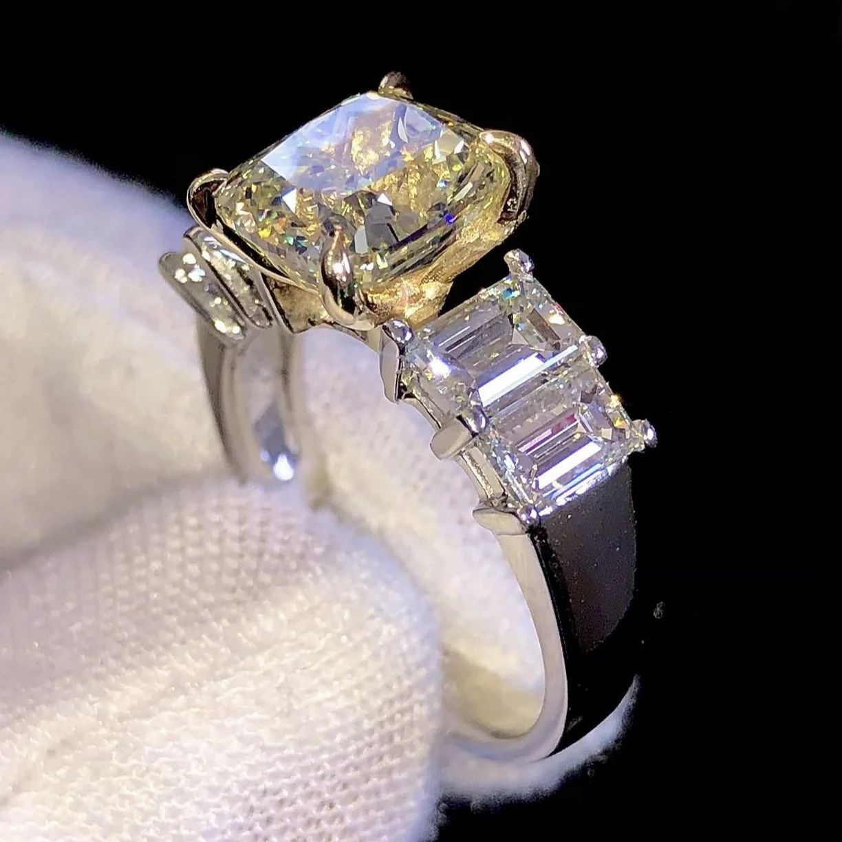 Новая мода белого золота S925 Серебро 10K 14K 18K чистого высокое качество яркий желтый цвет синтетические бриллианты кольца с