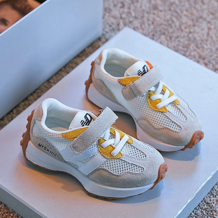 badminton shoes