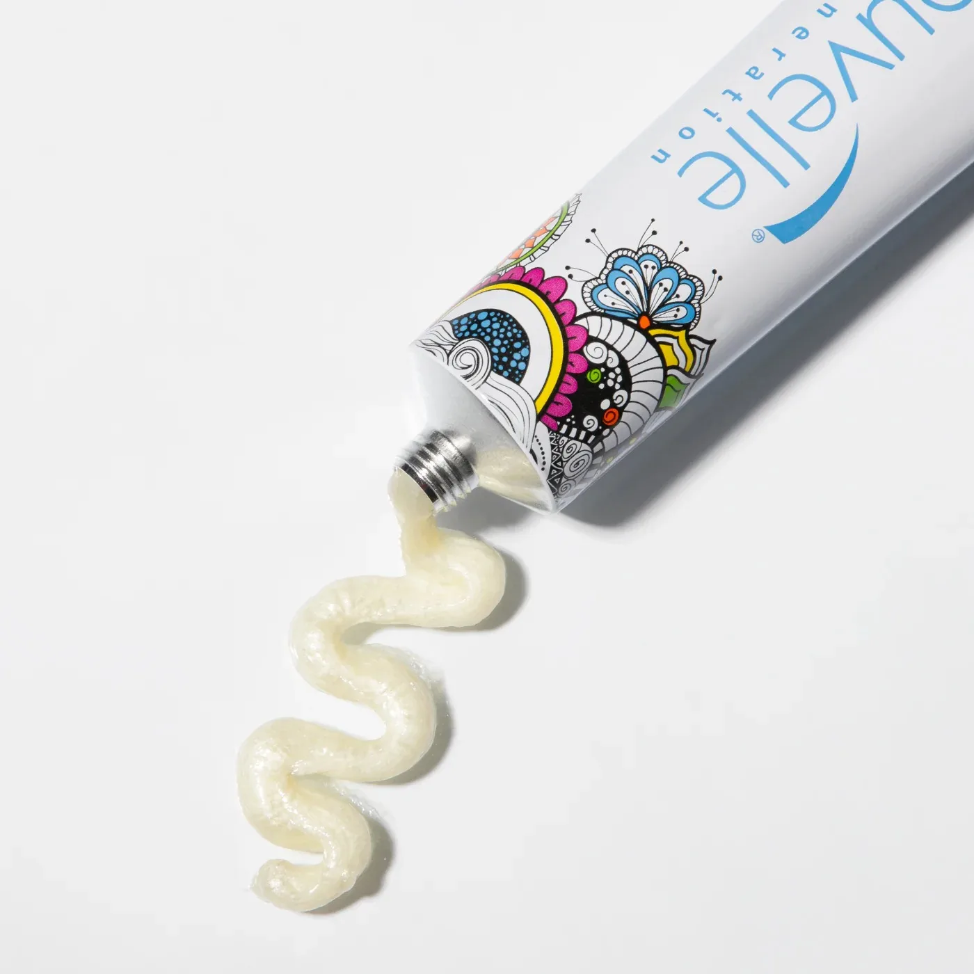 Italian High Quality Branded Platinum Blonde Ammonia Free Hair Color Hair Care Products With Aluminum Tube Packaging