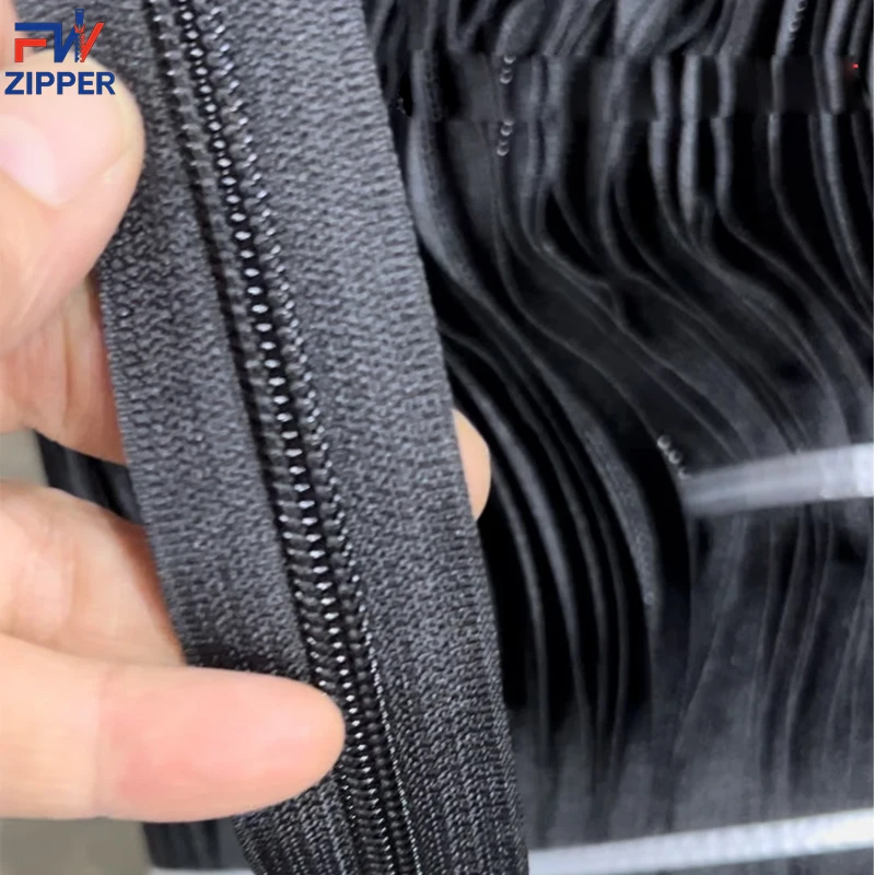 Zipper Coil for Bag Wholesale by the Yard all size Nylon Zipper Roll for Sale