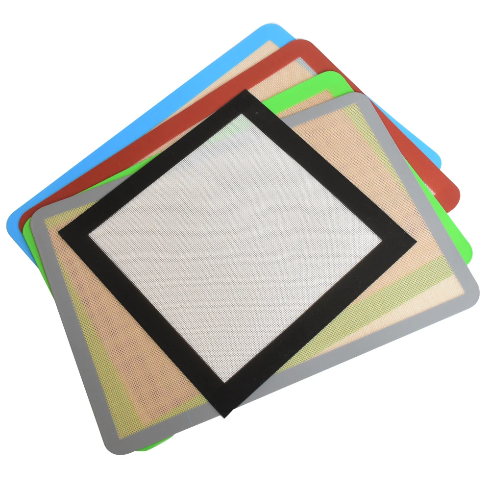 Stock Non Slip Silicone Kneading Dough Mat Thicken Heat Resistant Pastry Silicone Baking Rolling Mat