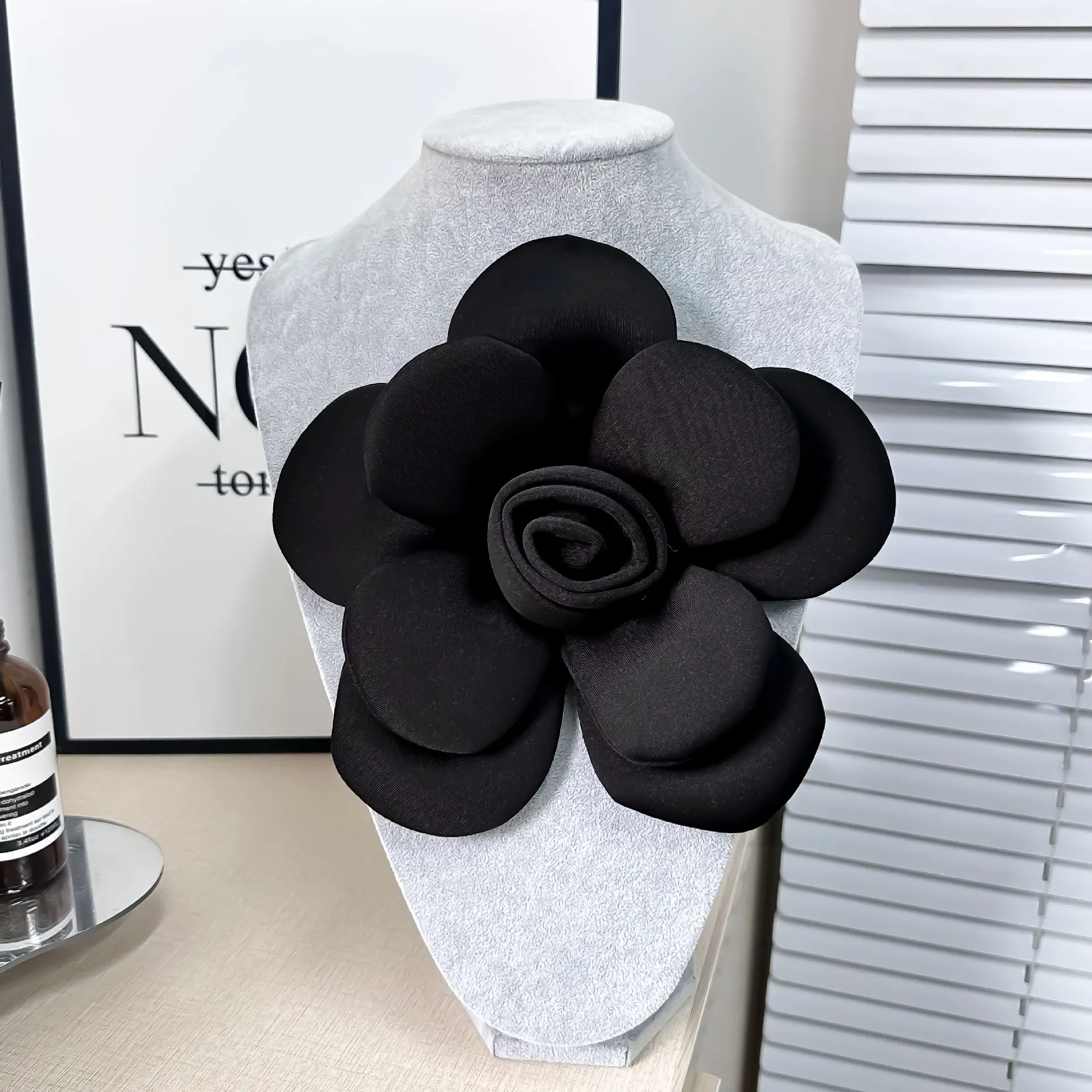 LS007 European American 3d Flower Pin Dress Clothing Accessories Camellia Handmade Petal Decoration Wedding Dress Applique