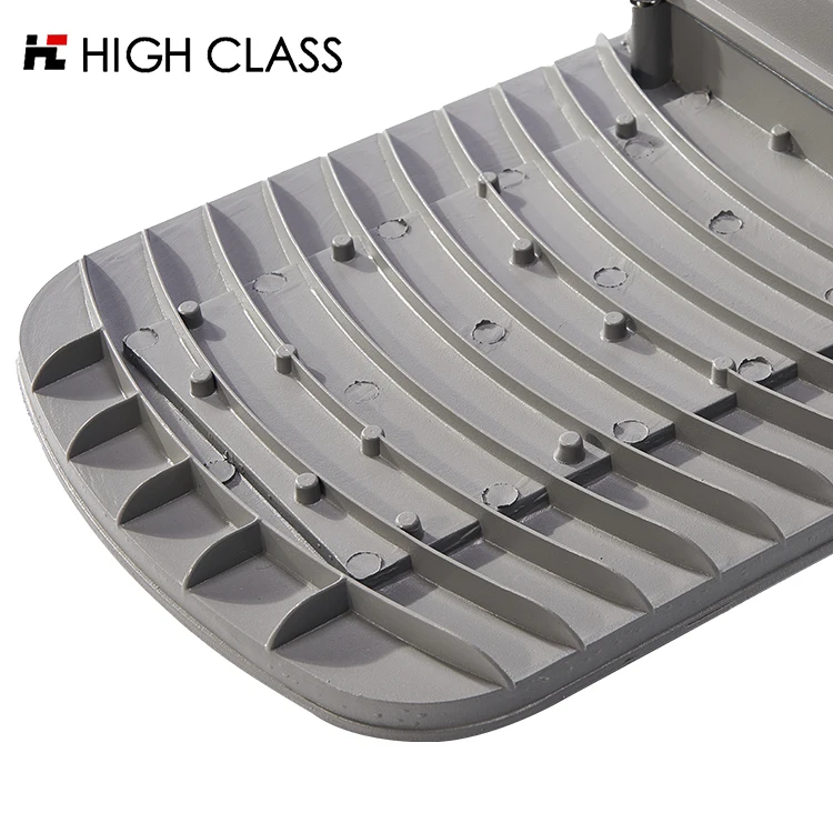 HIGH CLASS patented product high brightness integrated IP66 waterproof aluminum case smd 30w solar led street light