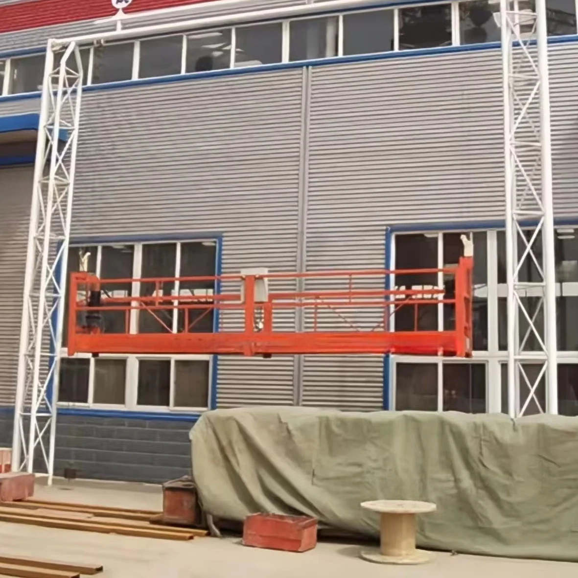 Подвесная платформа для подъема стального фасада ZLP630 ZLP800gondola