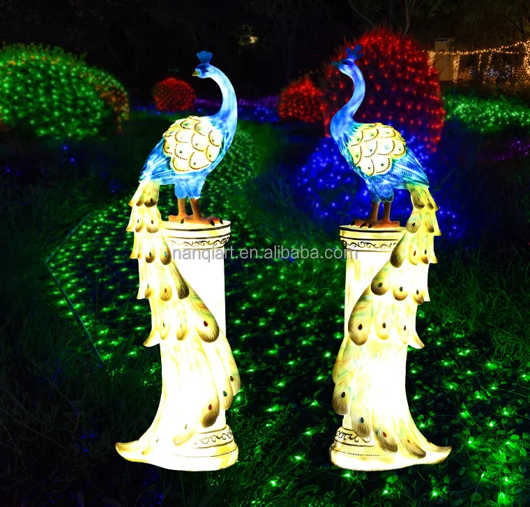 Holiday Park Light Show Decoration Garden Sculpture Realistic Life Size LED Fiberglass Luminous Animal Statues Peacock With Base