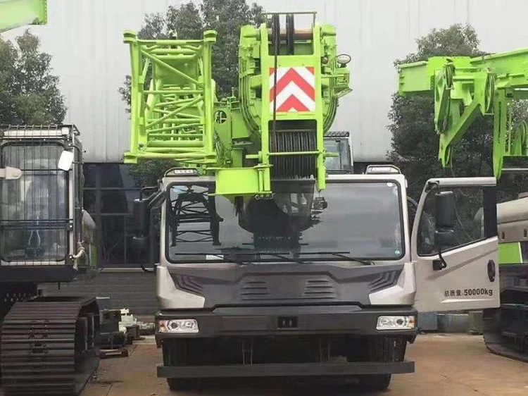 100 Ton Truck Crane with 150t Hook ZTC1000V653 Crane Truck for sale Earth Moving Machine
