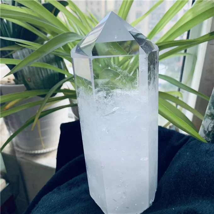 natural clear rock quartz crystal point quartz crystal point price for sale