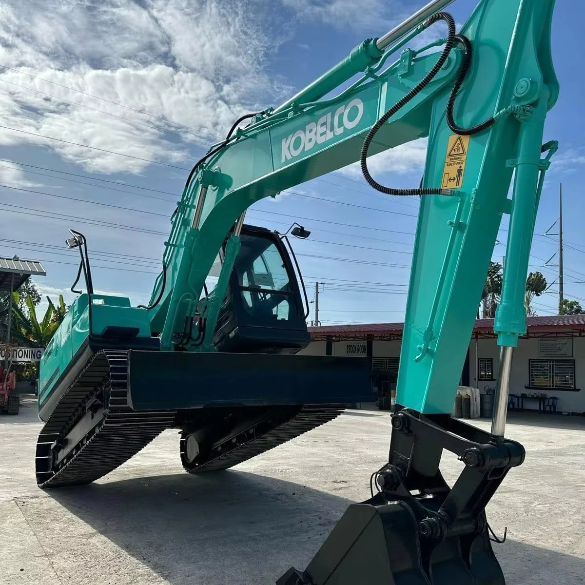 Гусеничный экскаватор Kobelco sk130 90% новый мини-экскаватор kobelco японский оригинальный