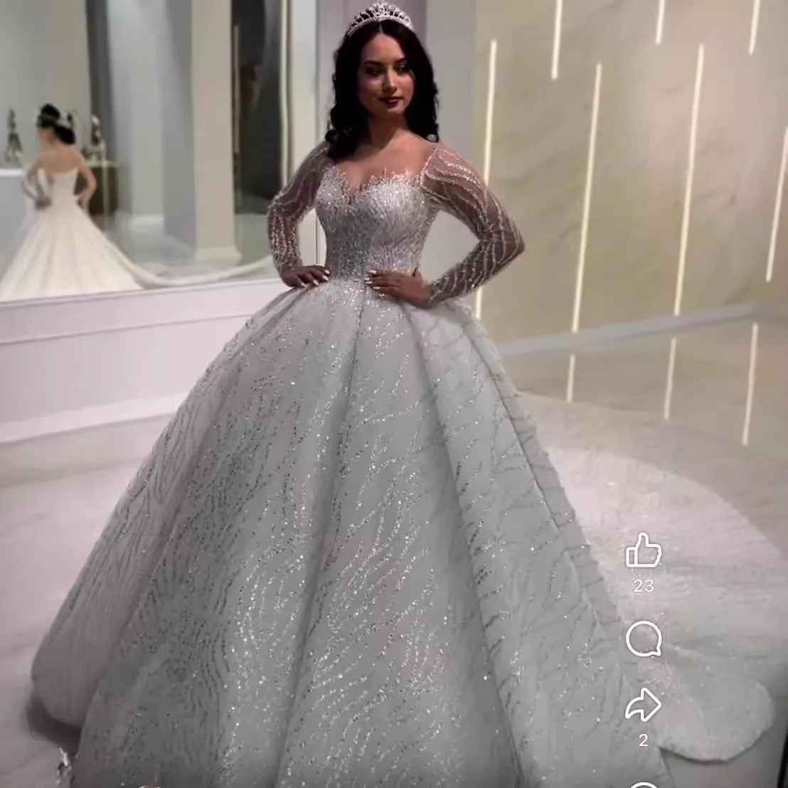 AL1828 2022 Elegant Long Sleeves Round neck Pearls Beaded Lace Wedding Dresses Ball Gown Plus Size High End Arab Wedding Dress
