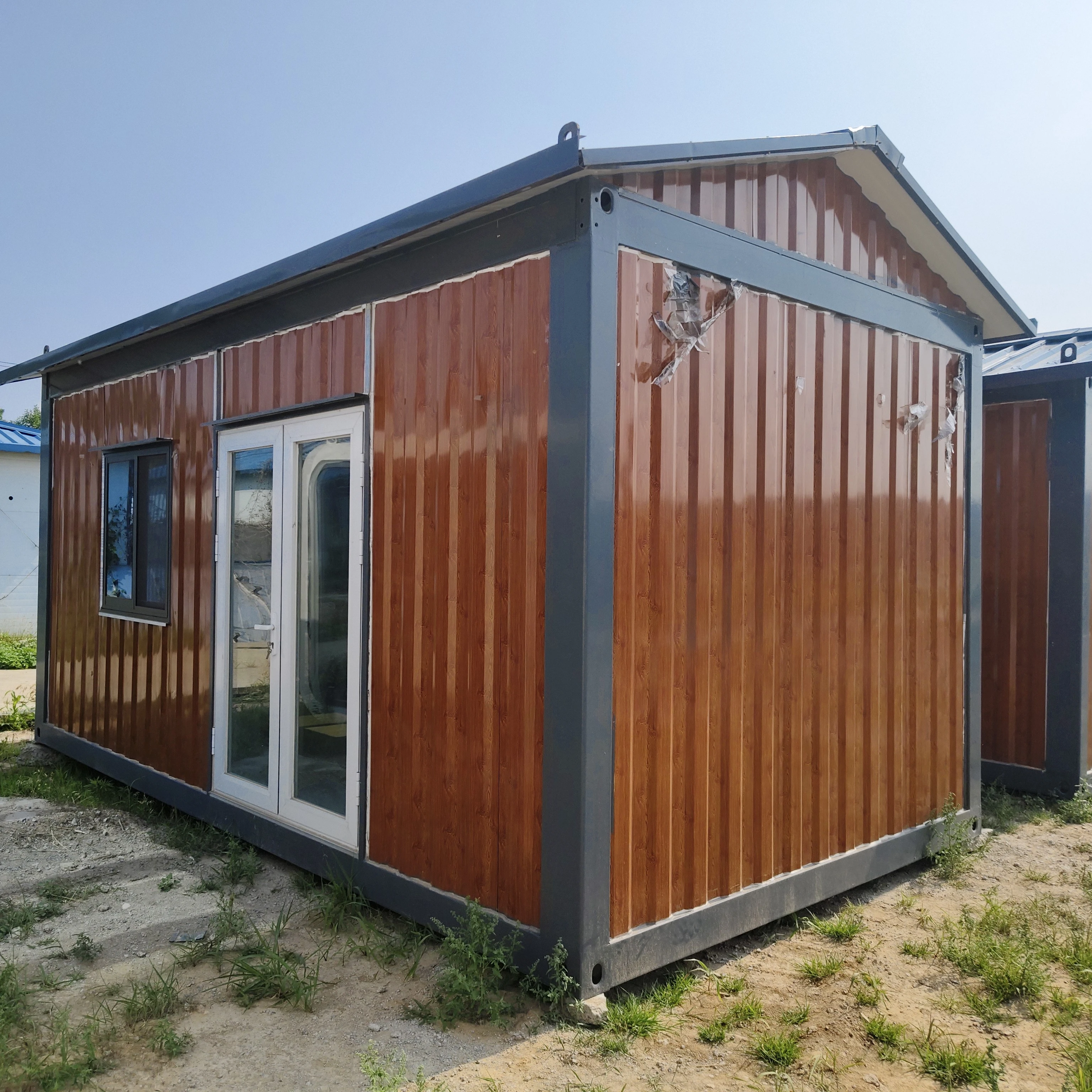 Modern Steel Structure Sandwich Panel Prefabricated House Steel Frame Carport for Living Room at an Price