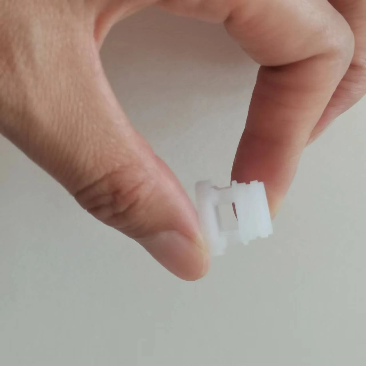 D15 D17 IP68 Waterproof Air Breathable Plastic Ventilation Plug Valve with e-PTFE Film