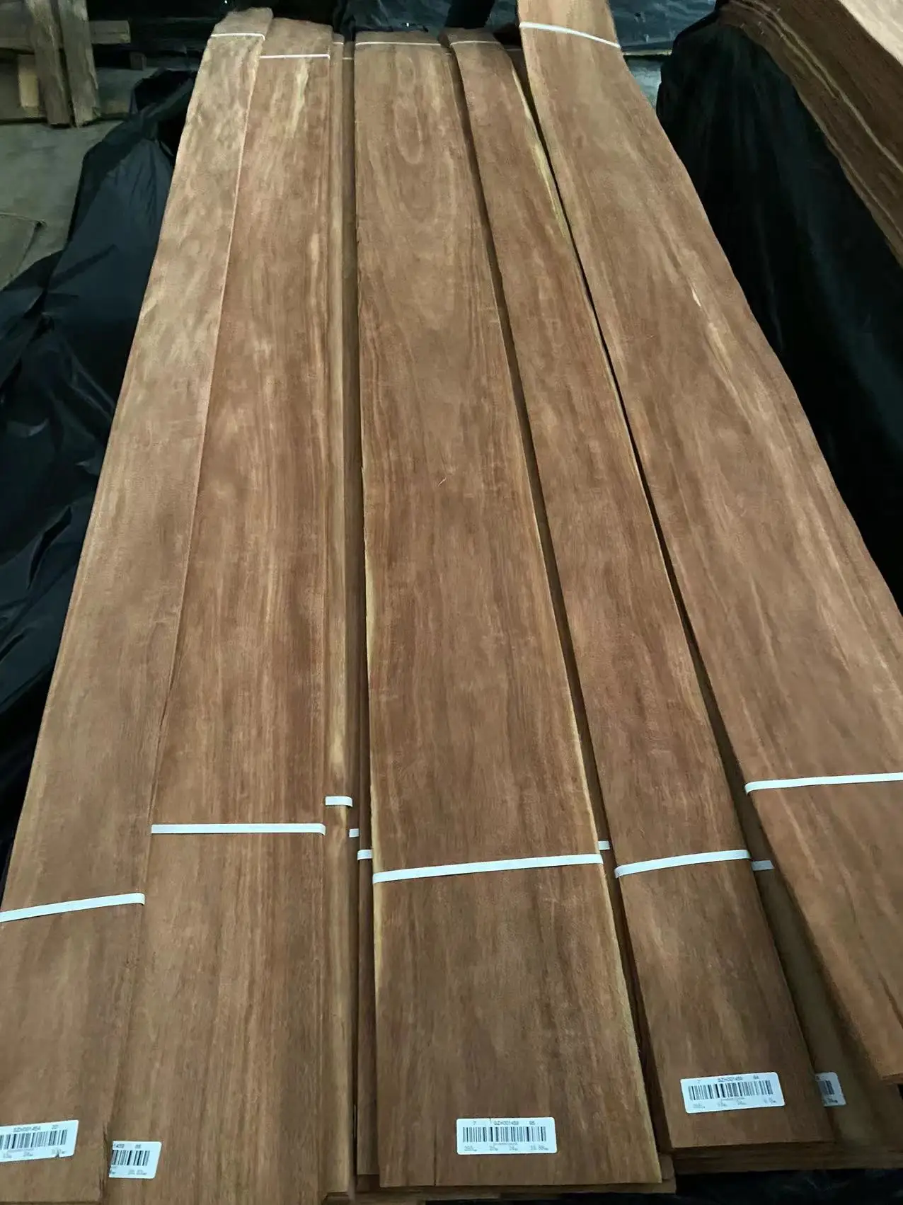 Sliced Fancy African Rosewood Veneer for Decoration High-End Furniture