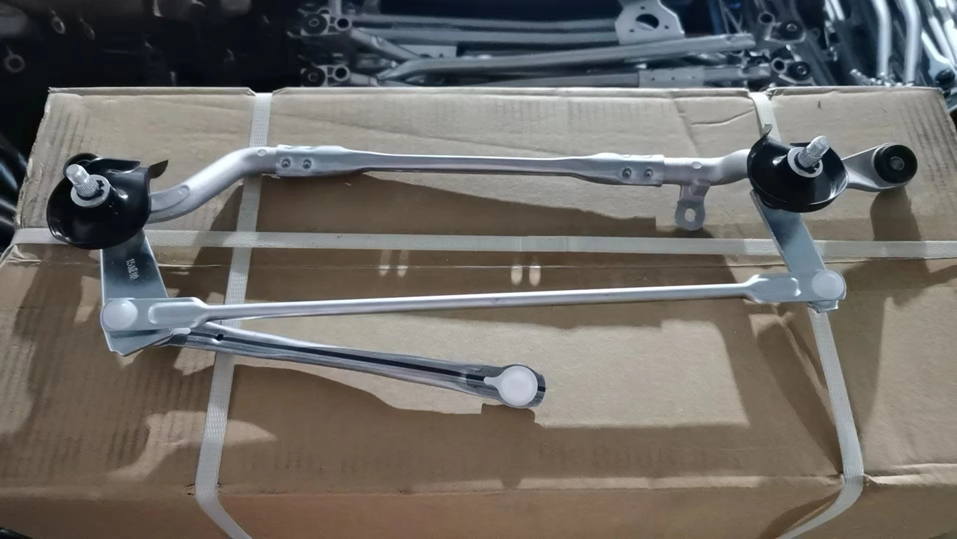 851500D200 85150-0D200 Front WIPER wiper Linkage Assembly  Genuine suitable for Toyota 851500D200 85150-0D200