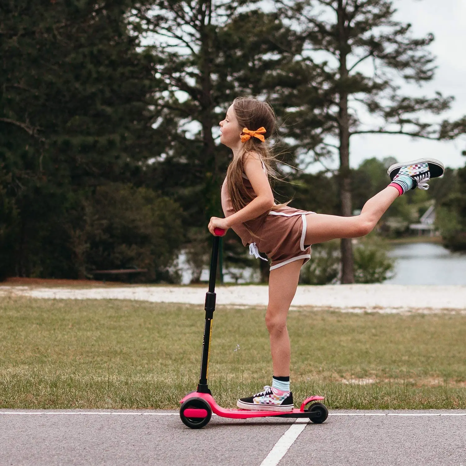 Yongtai Самая низкая цена 3 колеса Pu светодиод малыш ребенка скутер ног скутер для детей