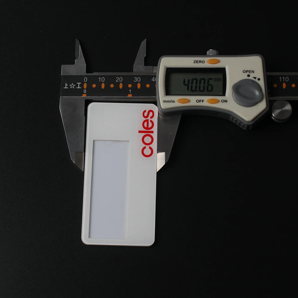 Fashionable Plastic Name Tag Souvenir Badge Token for Personal Use