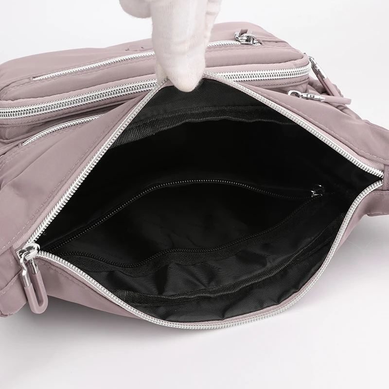 Женская сумка-мессенджер