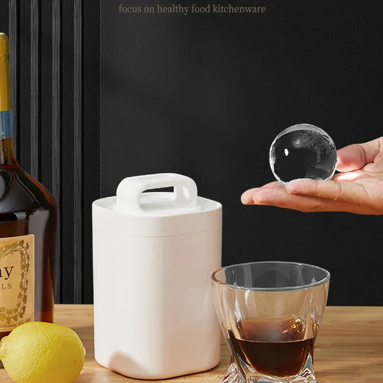 New kitchen silicone Ice Cube Molds Tray Crystal Round Ice Ball Mold Clear Ice ball Maker for Whiskey