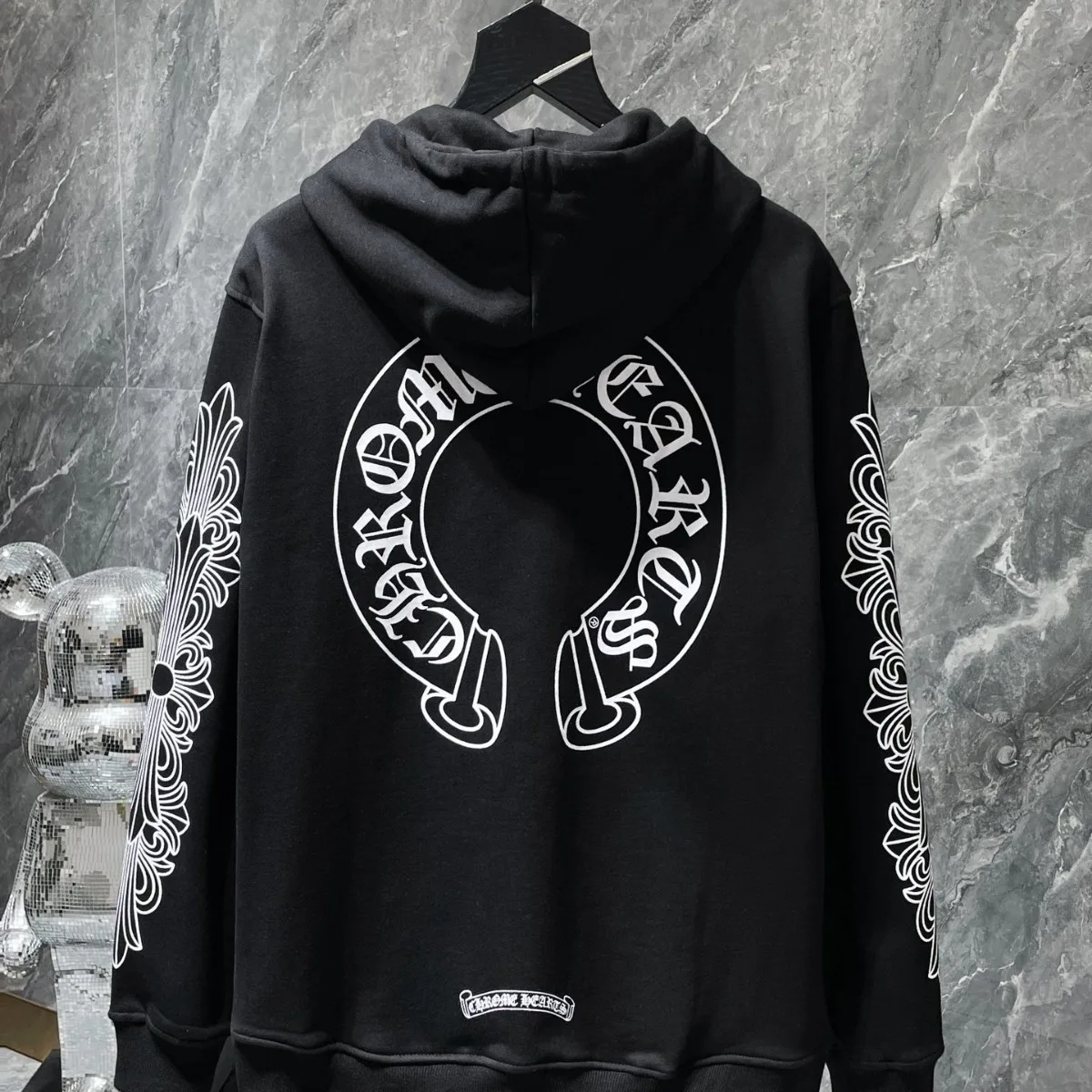 2024 Luxury Hearts Chrome The Latest Designer Brand High Quality Hoodie Fashion Long Sleeve Neutral Printed Casual Cotton Men