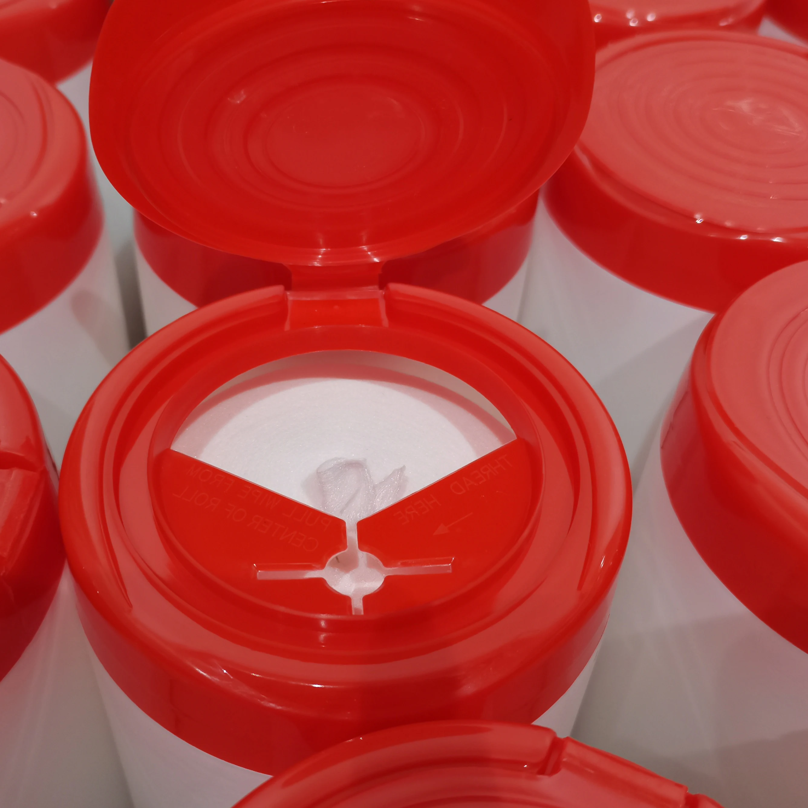 Barrel Household OEM canister wet and dry wipe