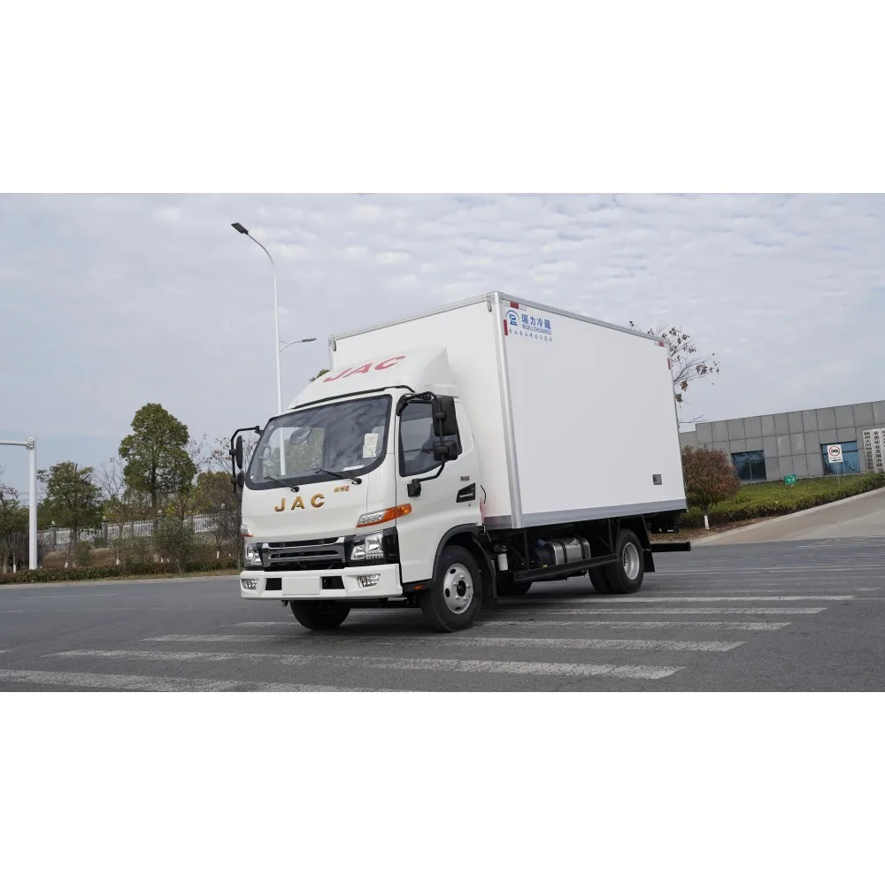 HOT  Seller  JAC Refrigerated Box  Truck 3-5  tons  Small Refrigerated Trucks cooling truck For Frozen Meat And Chicken