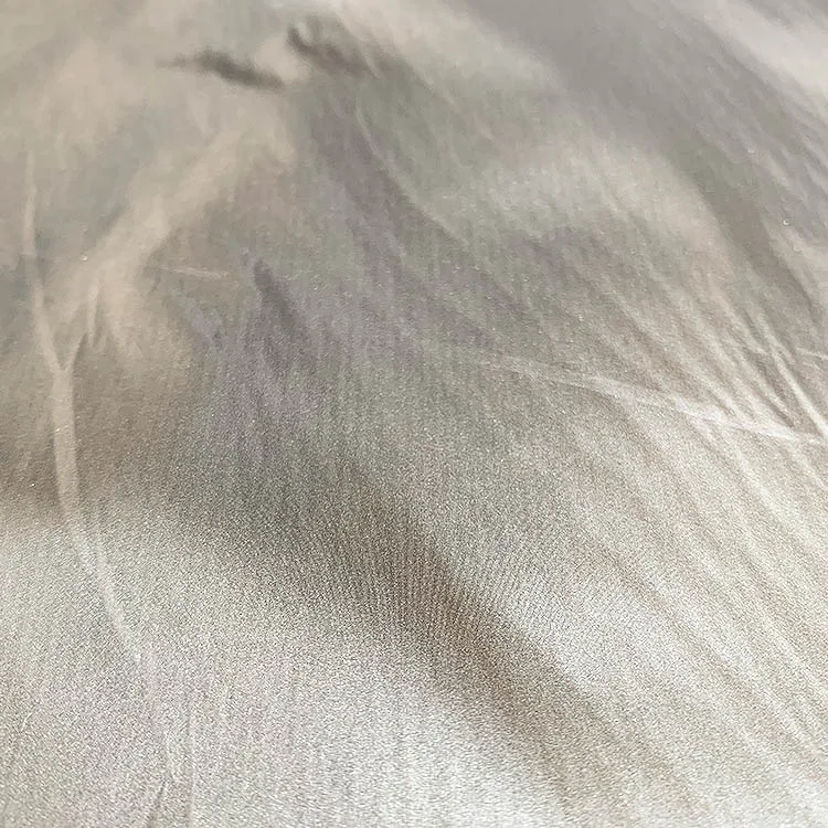 
china manufacturers nylon fabric metallic simple sense fabric for down jacket 