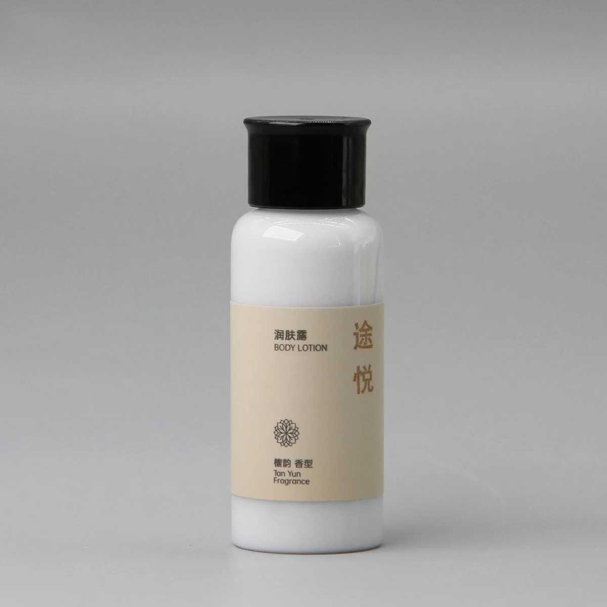Best deign soap and color toiletry amenities set shampoo and conditioner maker
