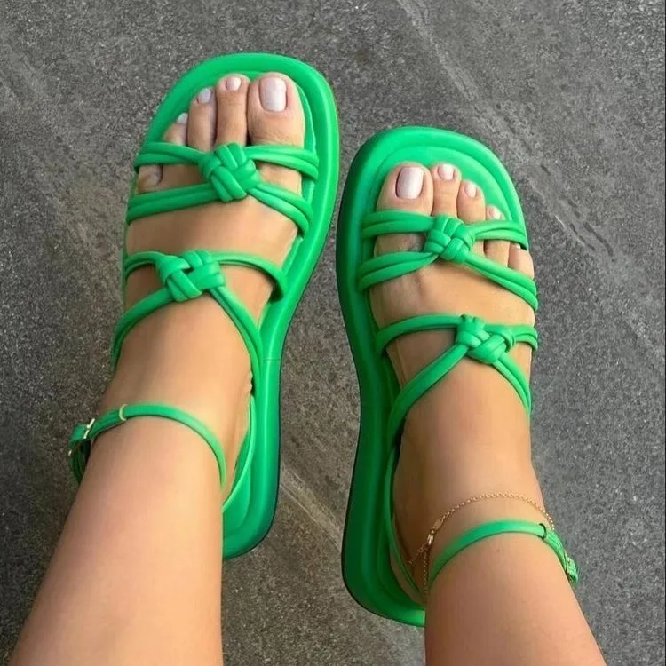 Hot selling design green round head one line buckle thick bottom woven beach slides slippers flat sandals for women and ladies