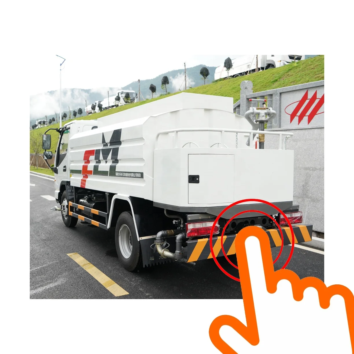 Грузовик FULONGMA 4200L для очистки дорог с дизельным двигателем