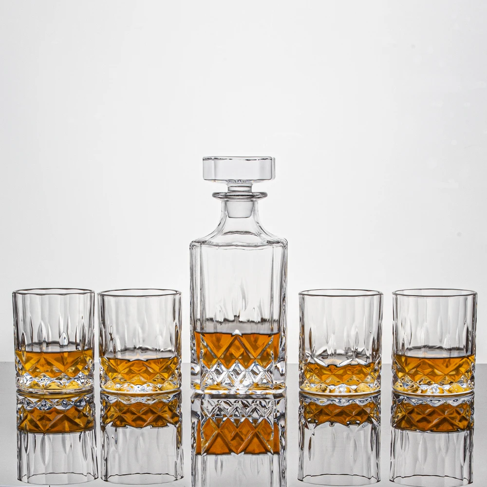 NOVARE Factory Wholesale Crystal Glass Wine Set Square Engraved Whiskey Decanter Set With Whiskey Glasses for Bar