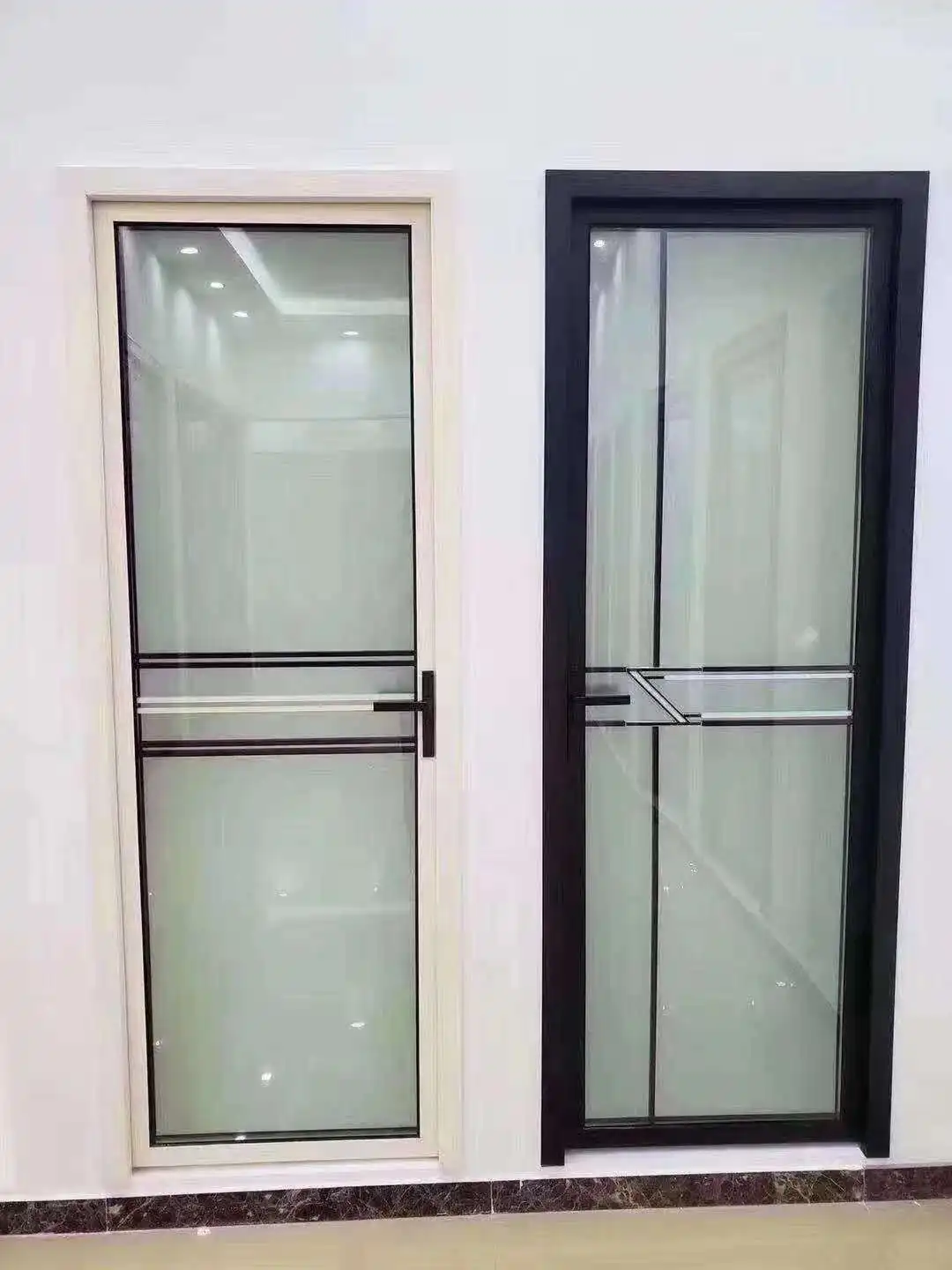 Душевые двери из НПВХ с двойным стеклом закаленного стекла для ванной комнаты отеля