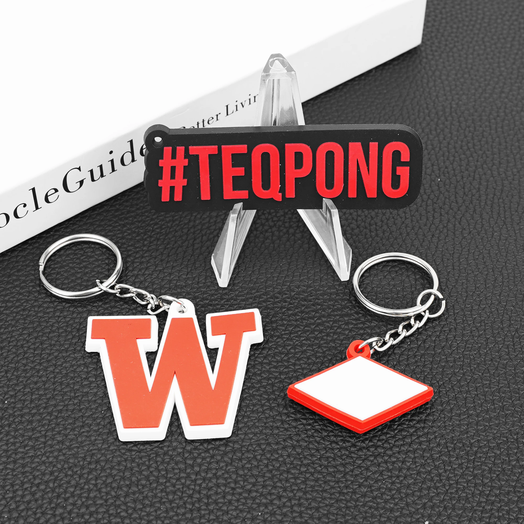 Oem Personalize Custom Soft Pvc Keychain Custom Logo No Minimum PVC Rubber Keyring / Custom Rubber Keychains