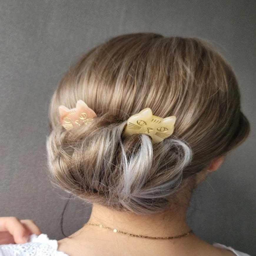 Handmade Acrylic Cat Hair Bun Holder Minimalist Modern Hair Pick for Thin and Thick Hair