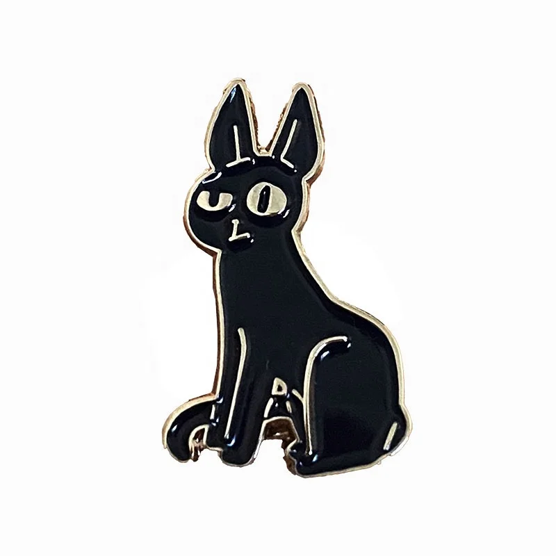 Custom Cool Wearing a Crown Turnip Black Round Lapel Pin Famous Brand Advertising Black Dyed Soft Enamel Wholesale Manufacturer