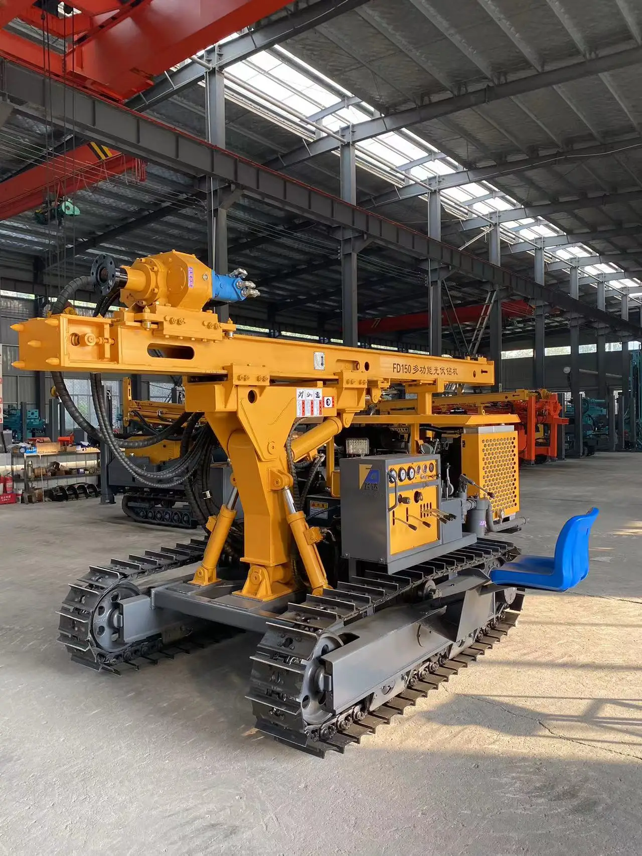 Multifunctional drilling rig