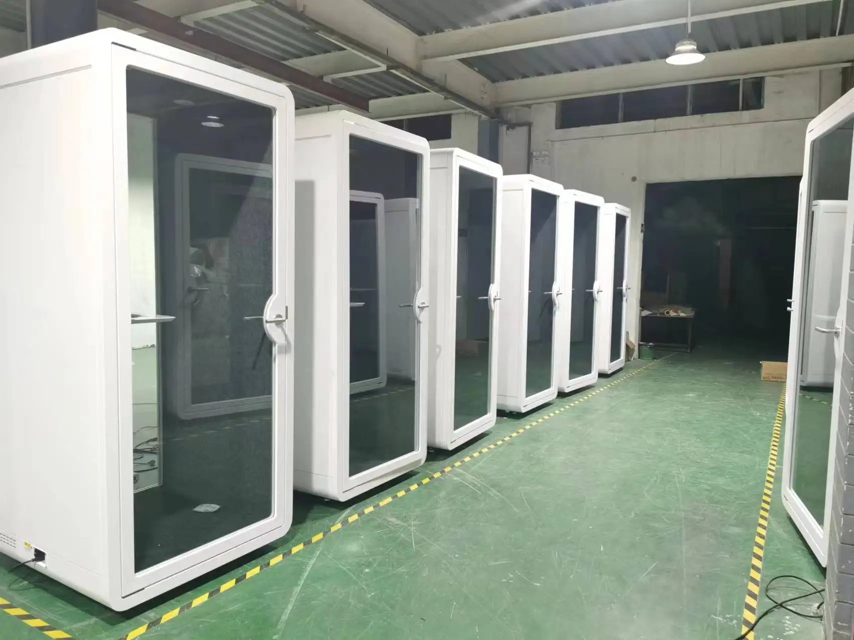 Movable Sound Proof Acoustic Booth For Office Meeting Office Pod Sound-isolated Lounge Space Single Phone Booth