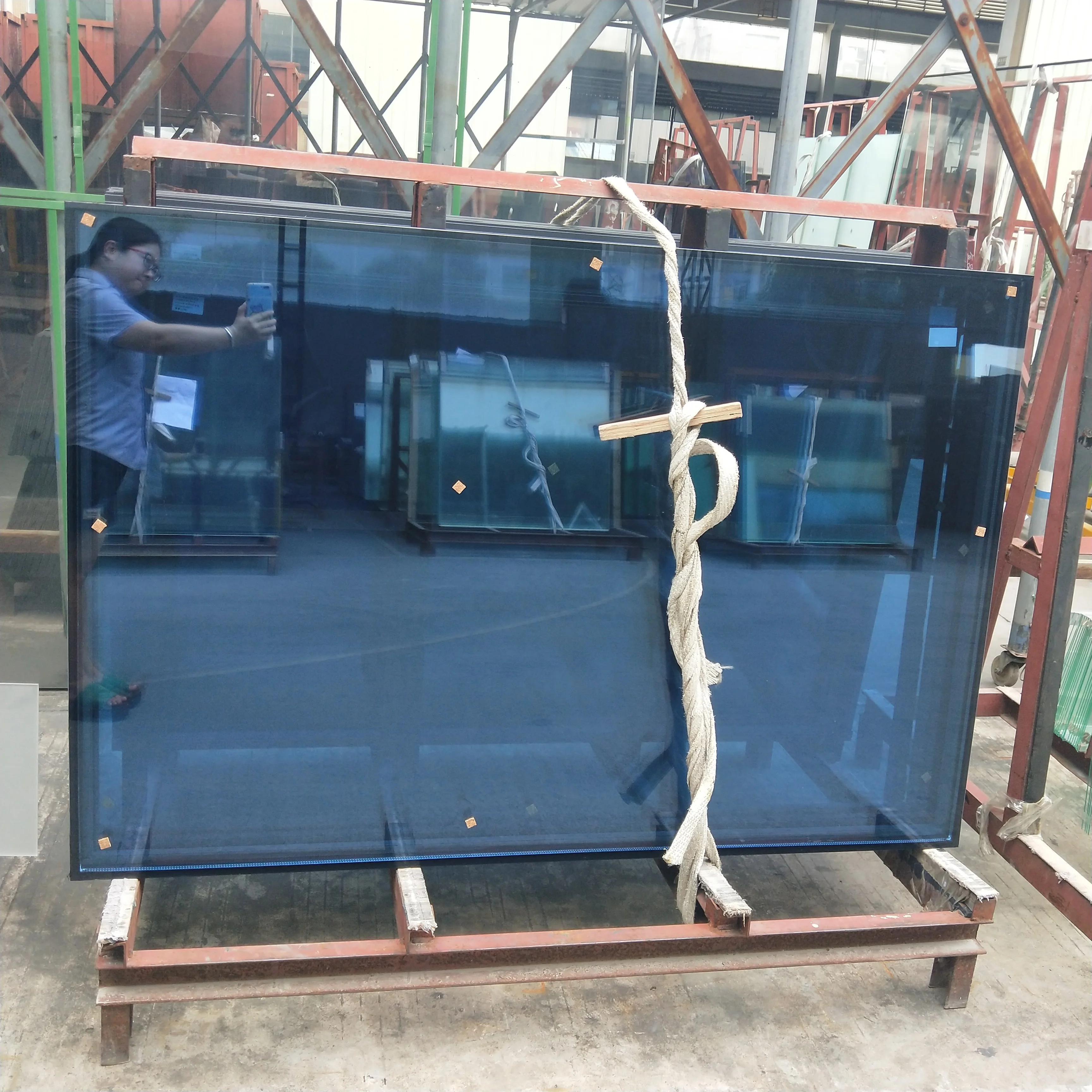 Factory customized double glazing glass curtain wall low-e tempered insulating glass