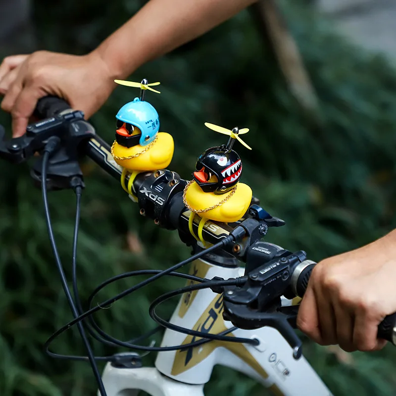 Wholesale Motorcycle Bike Bell Broken Wind Duck Riding Light Cycling Accessories Small Yellow Duck Helmet Child Horn