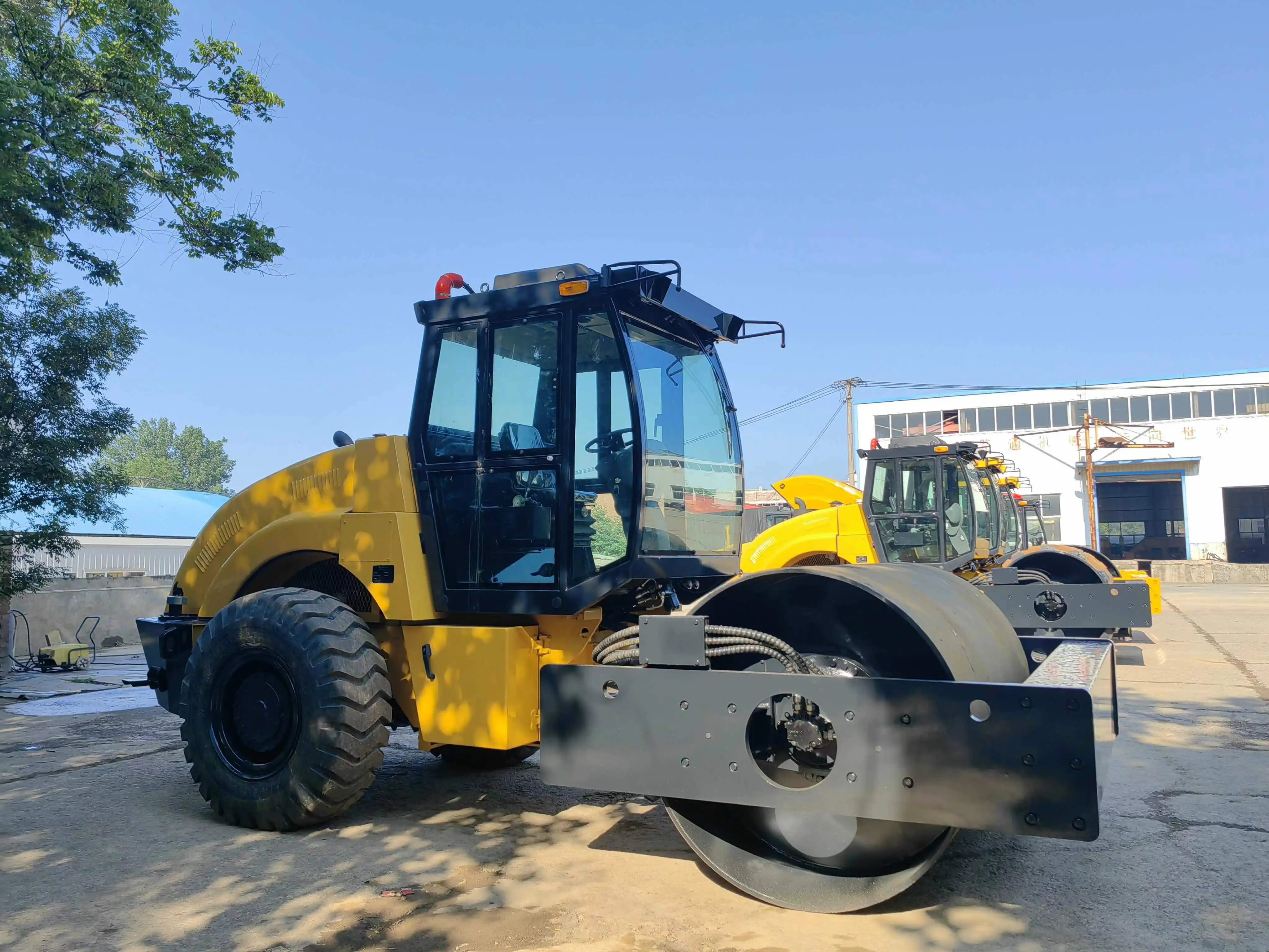 12 TON low price and high quality double wheels hydraulic vibratory road roller