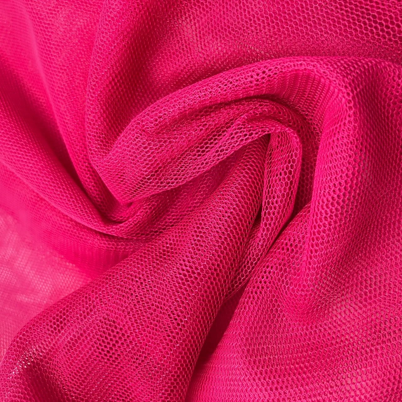 Hot selling product 100% polyester Mosquito Net Mesh material mesh fabric soft tulle Bridal fabric tulle fabric for dress