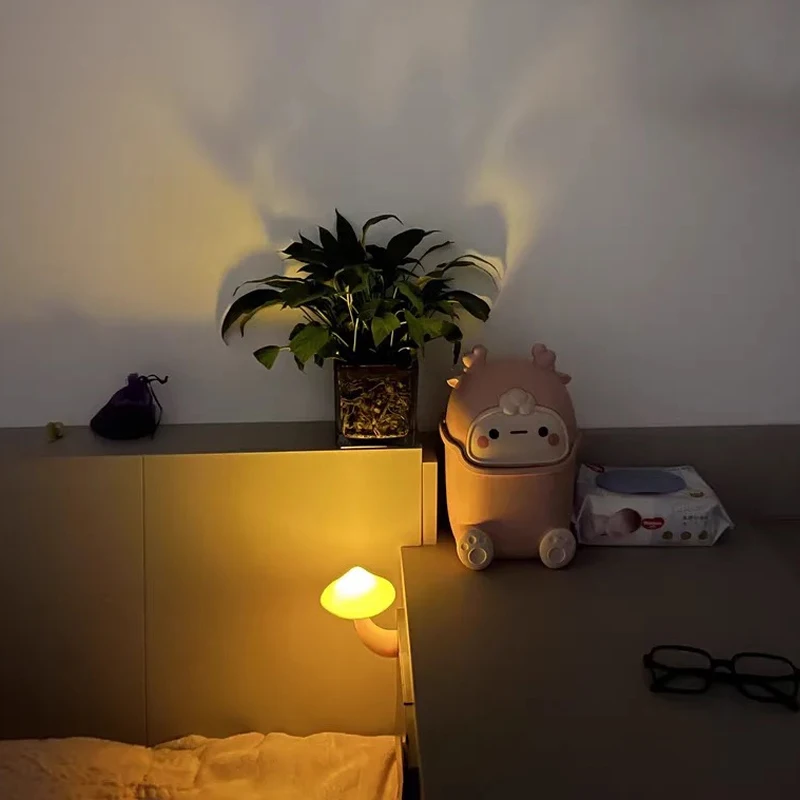 Factory Directly Night Lamp Cute Cordless EU US Plug Mushroom Sensor Bedside Night Light
