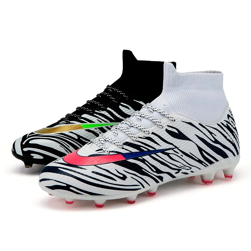 New Designs Football Shoes Men Professional High Top Football Shoes Futsal Nonslip Soccer Sneakers