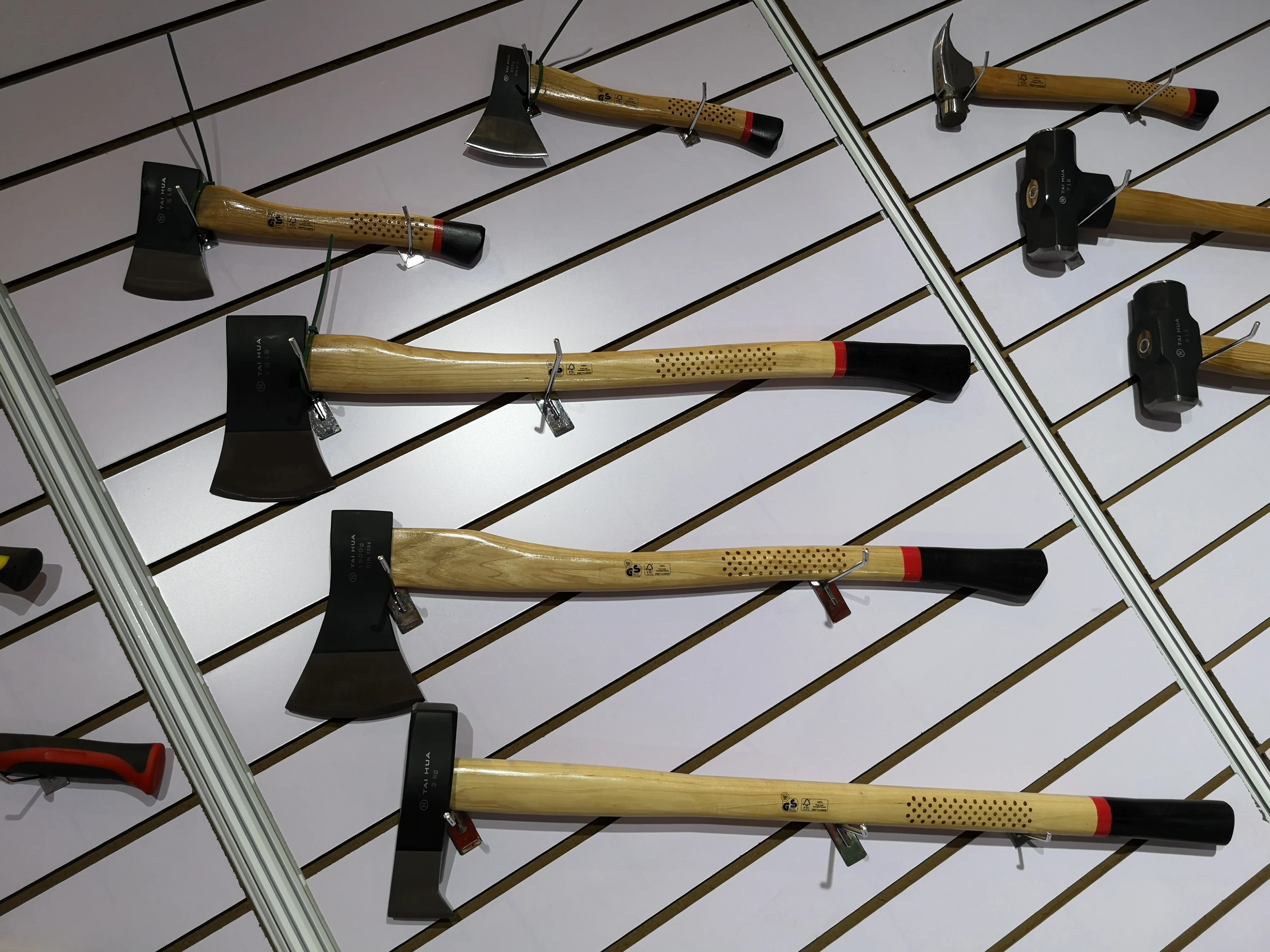  GS hickory FSC топор с деревянной